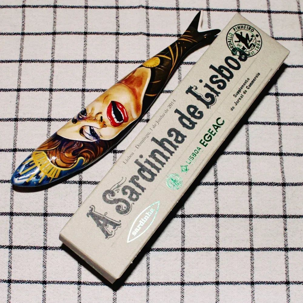 Sardinha de Lisboa - Amalia Forever - von Bordallo Pinheiro Bordallo Pinheiro
