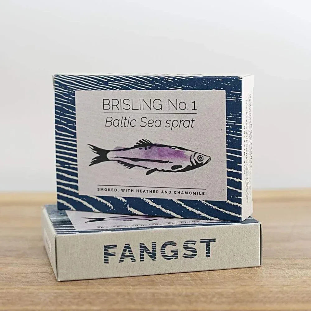 Brisling Nr. 1 Ostseesprotte mit Heidekraut und Kamille Fangst Nordic